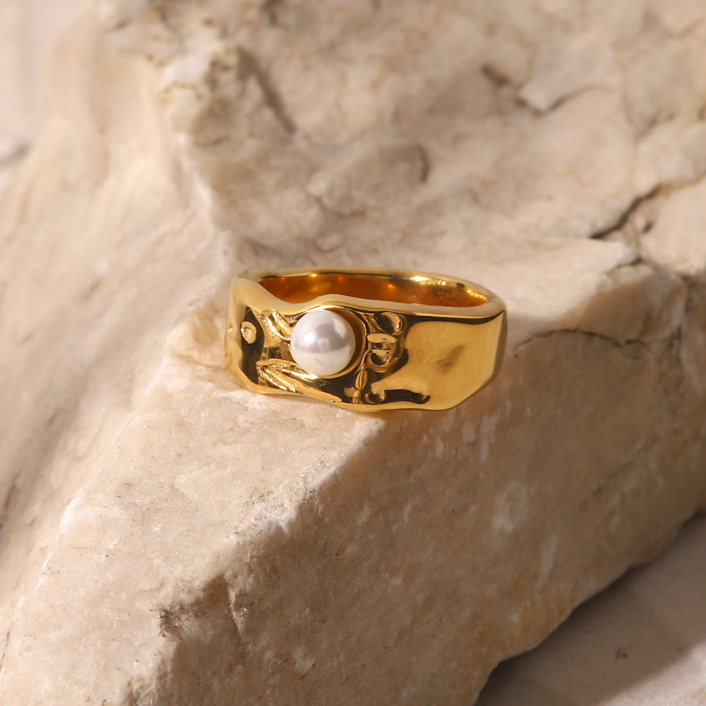 Lava de Oro Pearl Ring