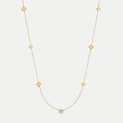 Carrie® Clover Chain