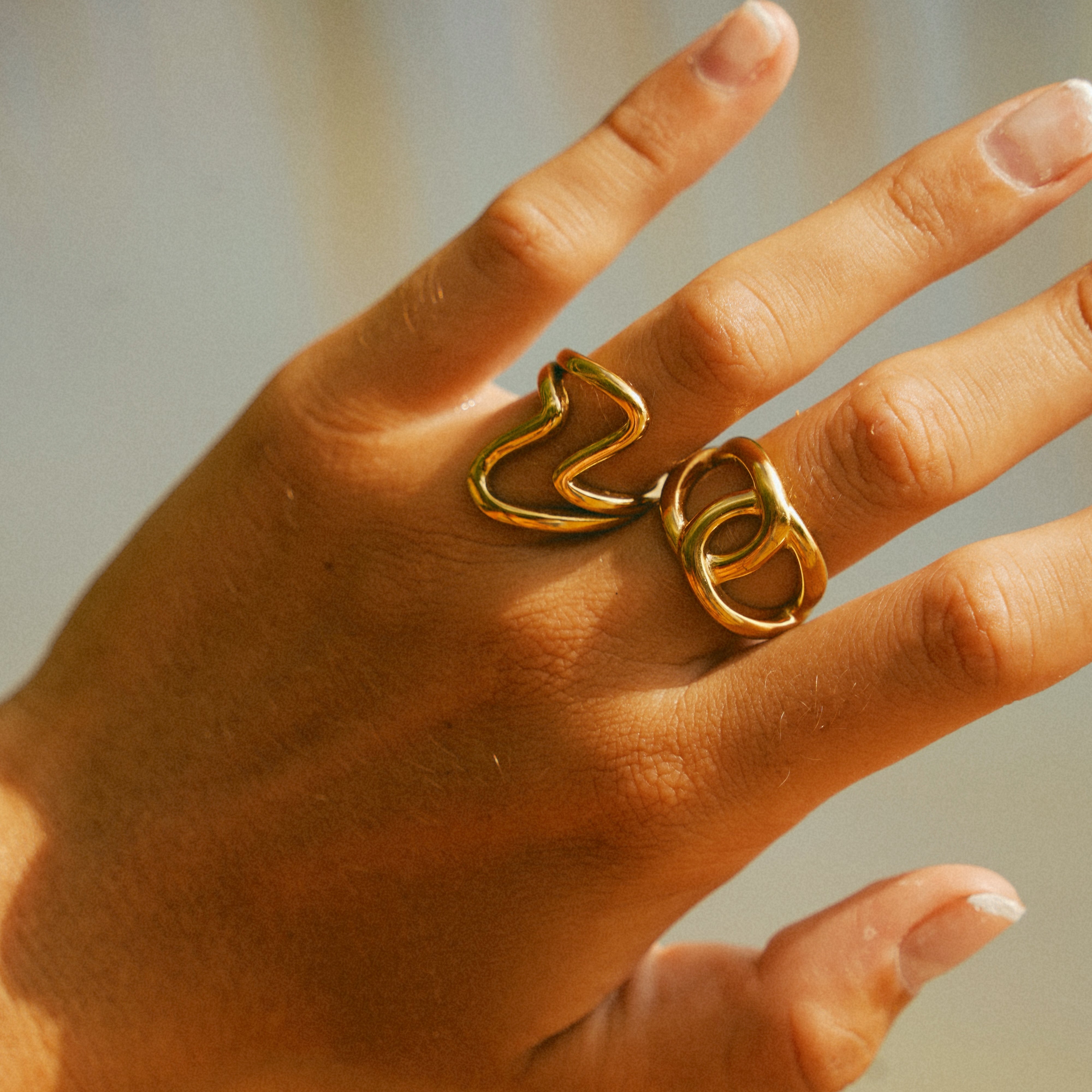 Isla Wave Ring